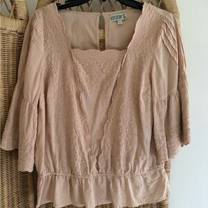 Chic Ivory Embroidered Blouse by Rockin G